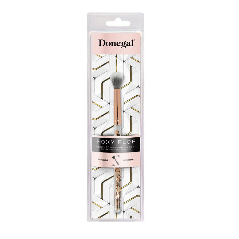 donegal-foxy-floe-eyeshadow-blending-brush-2