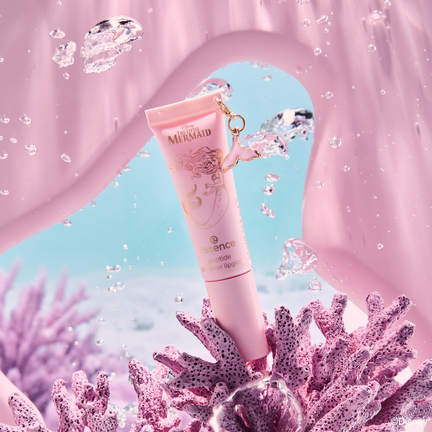 essence Disney THE LITTLE MERMAID peptide shimmer lipgloss Mer-mazing huulikiilto ruusunsävy
